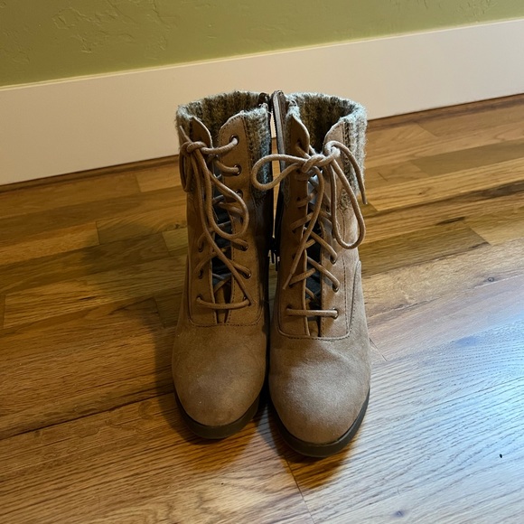 SO Tan Sweater Booties with Knit Detailing - Picture 1 of 5